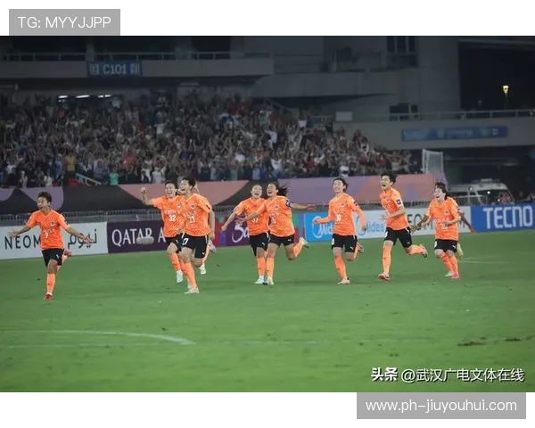 16Pro足球比赛激烈对抗新赛季揭幕战精彩纷呈球队阵容备受关注 16Pro足球比赛激烈对抗新赛季揭幕战精彩纷呈球队阵容备受关注